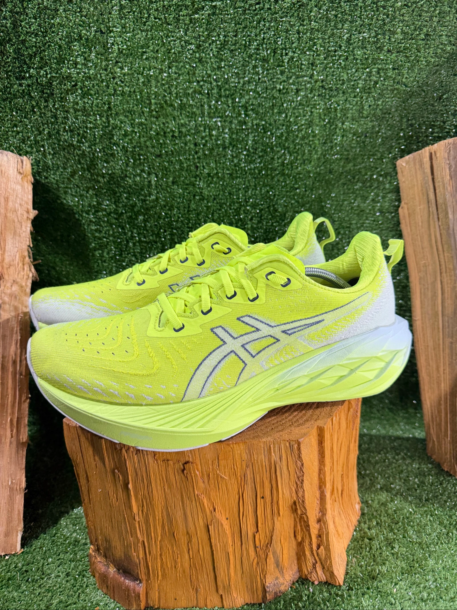 Asics Novablast 4 Running Run Road Running Shoes Size EU 45 JP 28.5cm – photo 3
